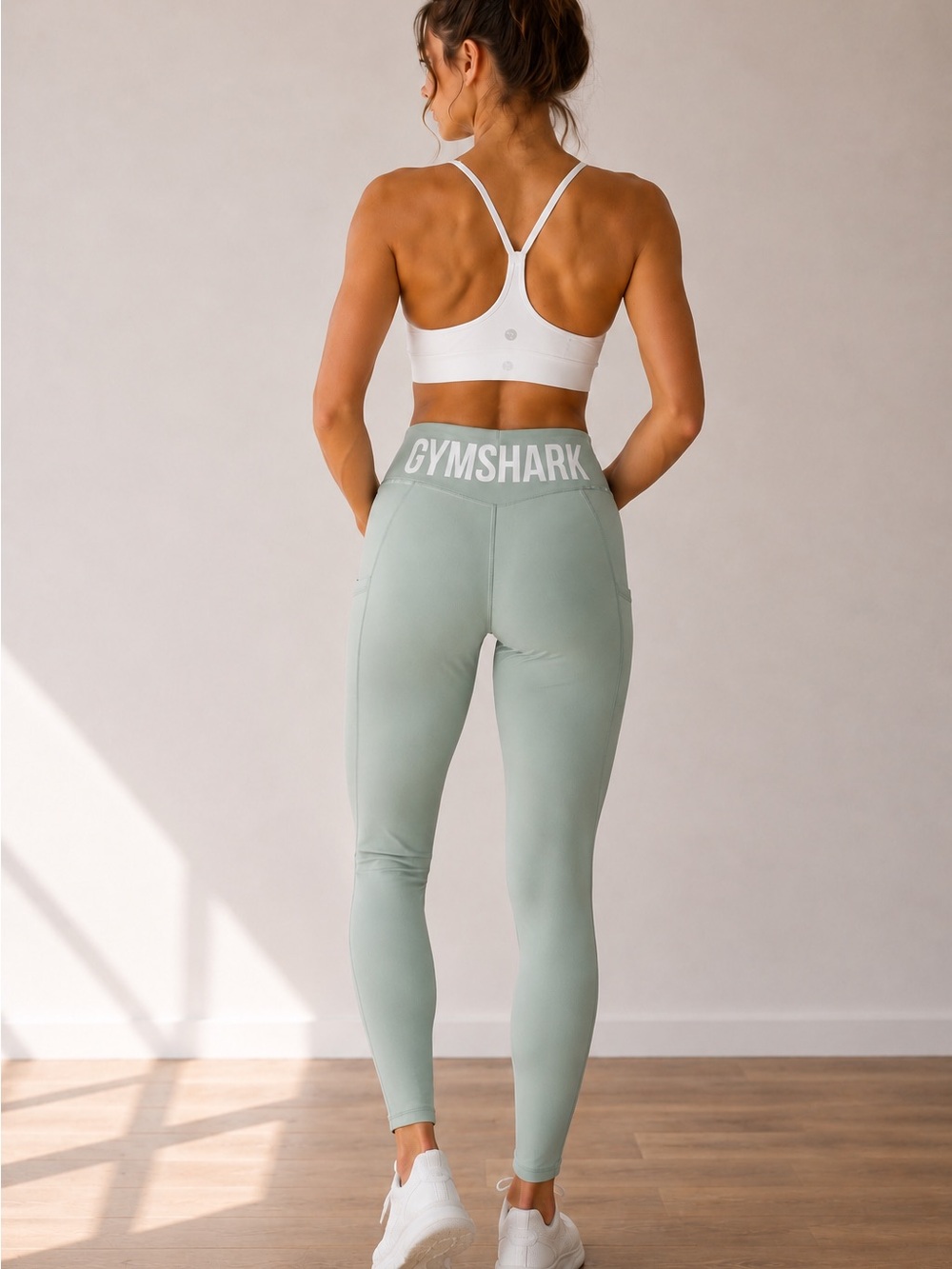 Gymshark High-Waisted V-Cut Pocket Leggings XS - Picture 3 of 10